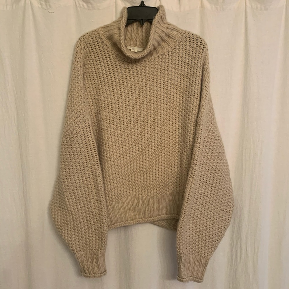 H&M sweater
